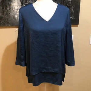 Chico's V Neck Long Sleeve Satin Look Layered Top with 3-4 Sleeves-Size 1